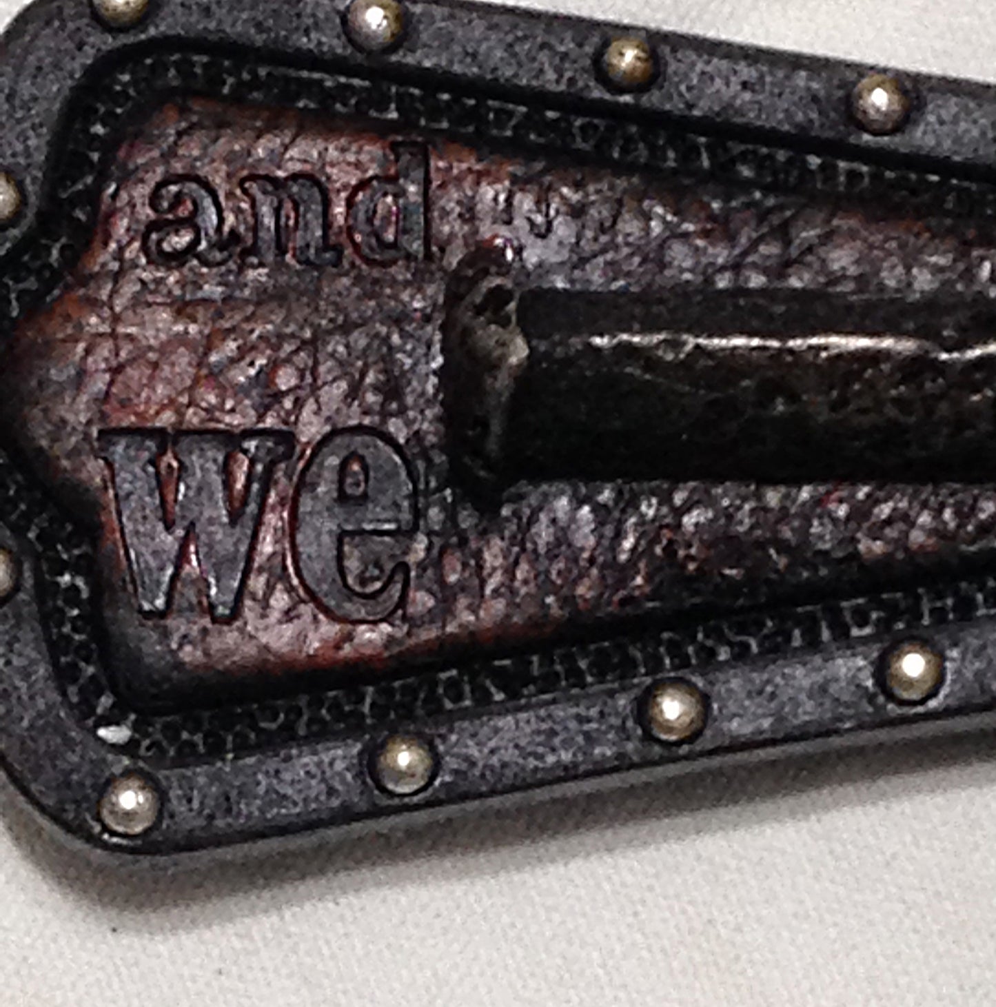 Western Style Rustic Leather and Nails Wall Cross (RA4034)