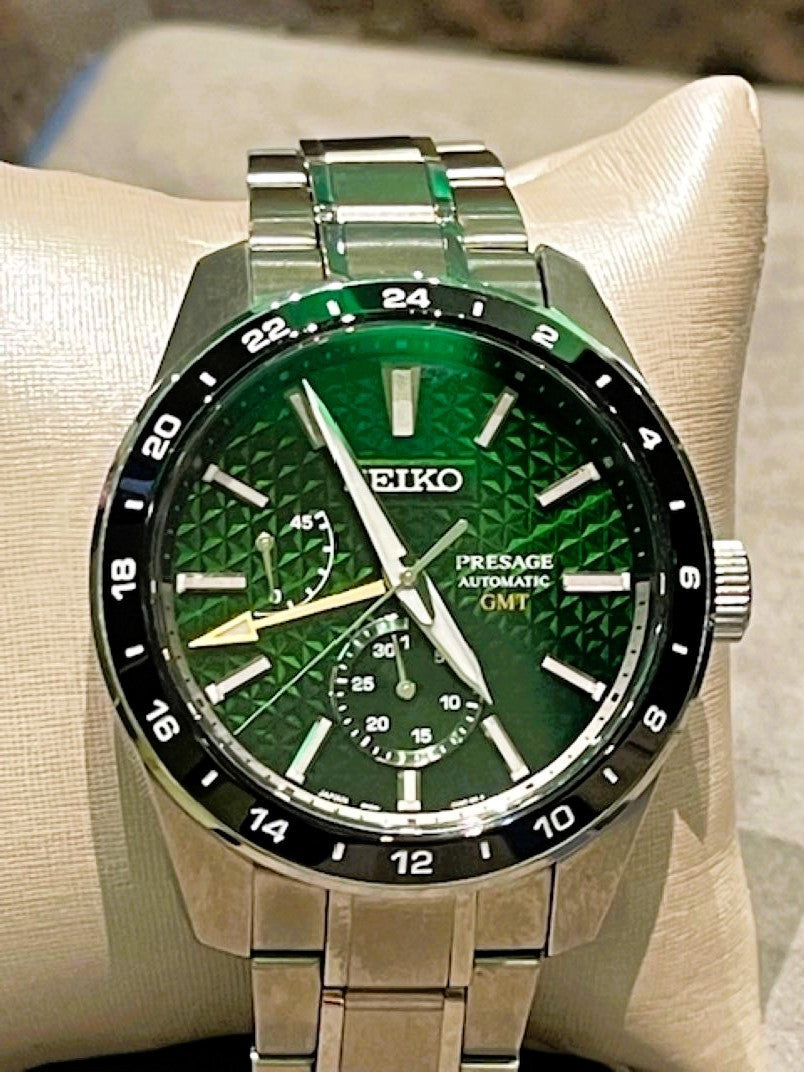 SEIKO Presage Sharp Edged SPB219J1 29 Jewel Automatic GMT Green Dial Men's Watch